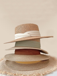 “Découvrez le Charme des Chapeaux de Pailles Blanc/Noir/Vert – Luisa: L’Accessoire de Mode Incontournable”