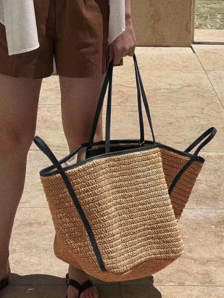 Le Sac Coco: L’Élégance Balnéaire Pour L’Automne Doré
